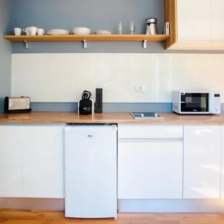 Apartment Studio In With Terrace And Wifi 300 M From The Beach